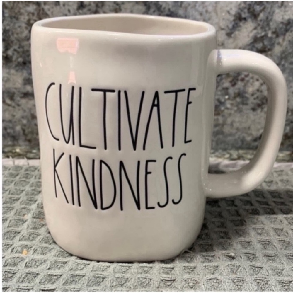 NWT Rae Dunn “Cultivate Kindness” Mug 16 oz Ceramic Coffee Cup